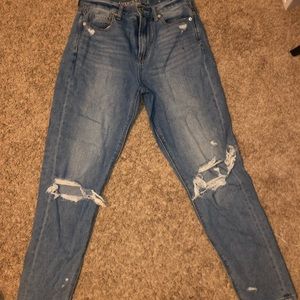 American Eagle Mom Jeans